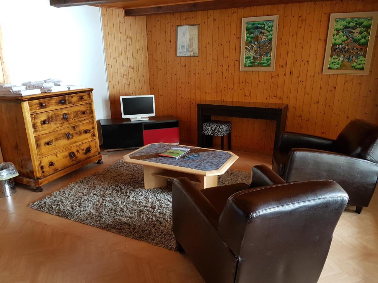 Auberge De La Couronne Saignelégier Εξωτερικό φωτογραφία