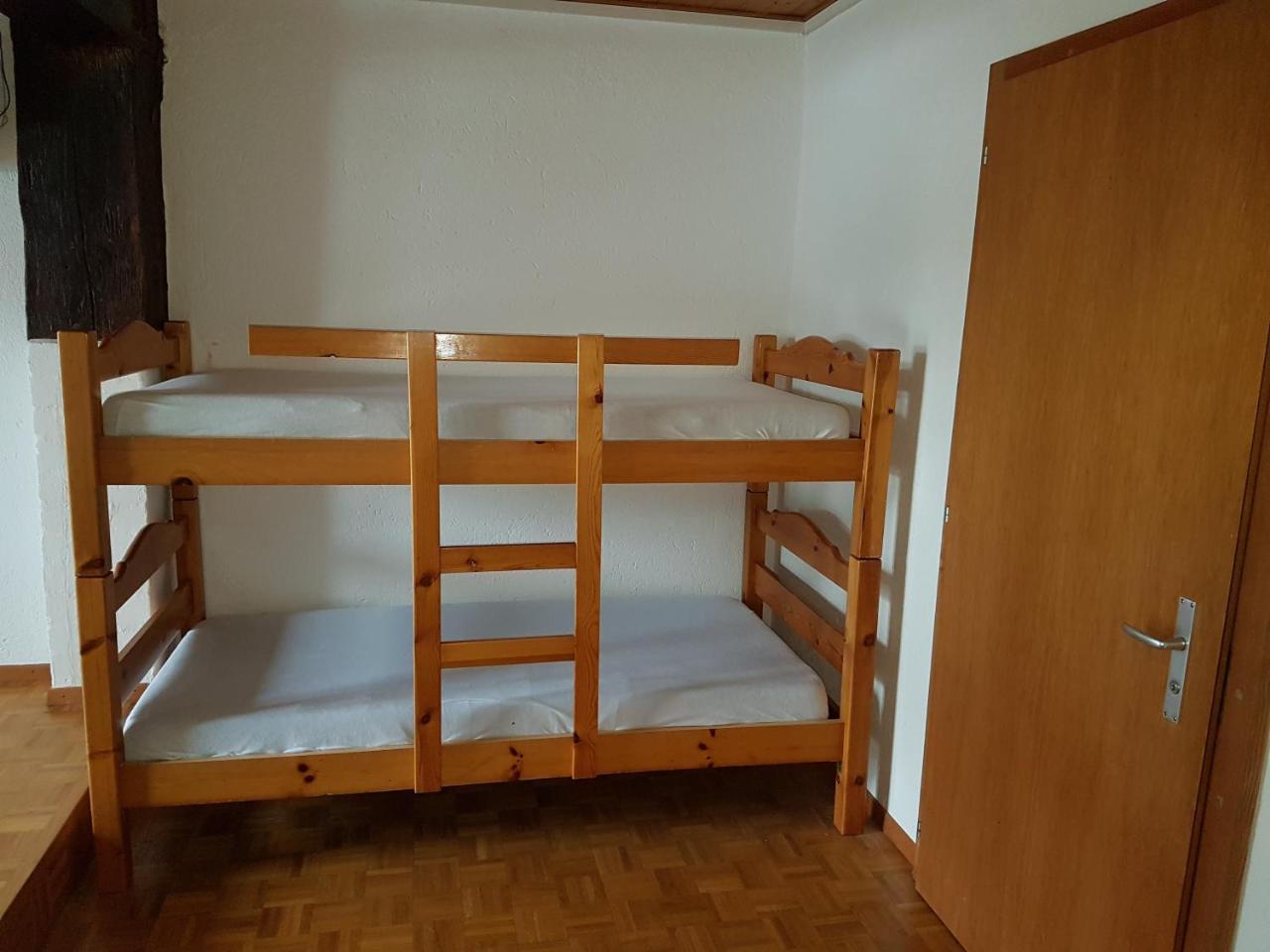 Auberge De La Couronne Saignelégier Εξωτερικό φωτογραφία